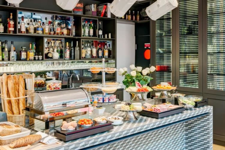 Breakfast buffet